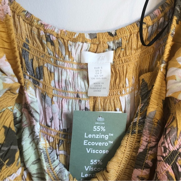 H&M Dress - Picture 2 of 4